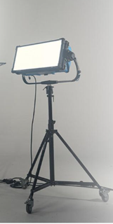 Immagine di ARRI S60-X LED  KIT INCL. Diff. DOME+Ottica HyPer+Staffa singola +control panel